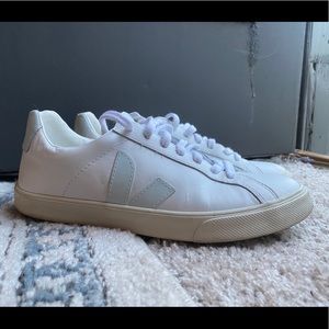 Veja Esplar Sneakers
